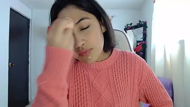 Snapshot of InocentHeaven1 chatting on February 6, 2025, 12:48 pm InocentHeaven1 online show from February 6, 2025, 12:48 pm