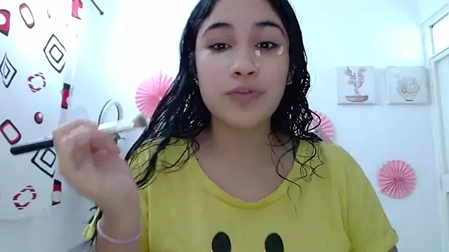 Snapshot of InocentHeaven1 chatting on November 6, 2025, 1:04 pm InocentHeaven1 online show from November 6, 2025, 1:04 pm