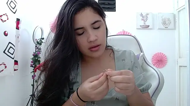 Snapshot of InocentHeaven1 chatting on November 11, 2025, 1:17 pm InocentHeaven1 online show from November 11, 2025, 1:17 pm