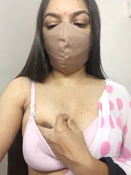 Snapshot of _desigori chatting on February 7, 2026, 3:36 am desigori online show from February 7, 2026, 3:36 am