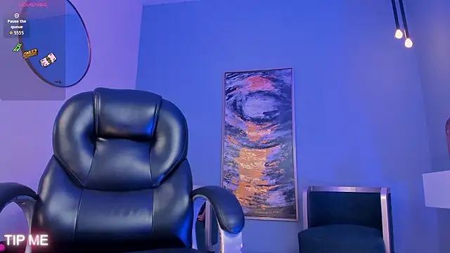 Snapshot of SophieBarnett chatting on March 30, 2026, 12:01 am SophieBarnett online show from March 30, 2026, 12:01 am