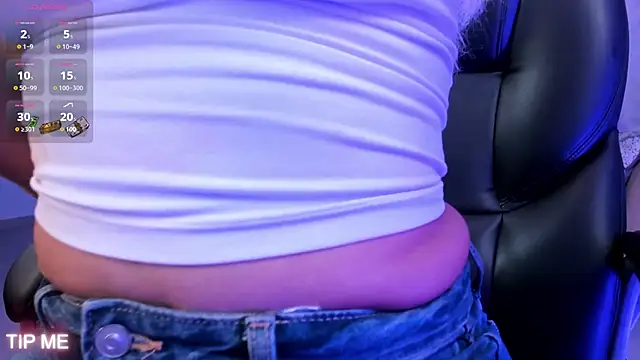 Snapshot of SophieBarnett chatting on March 2, 2026, 12:00 am SophieBarnett online show from March 2, 2026, 12:00 am