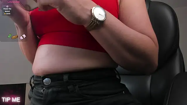 Snapshot of SophieBarnett chatting on March 2, 2026, 11:44 pm SophieBarnett online show from March 2, 2026, 11:44 pm