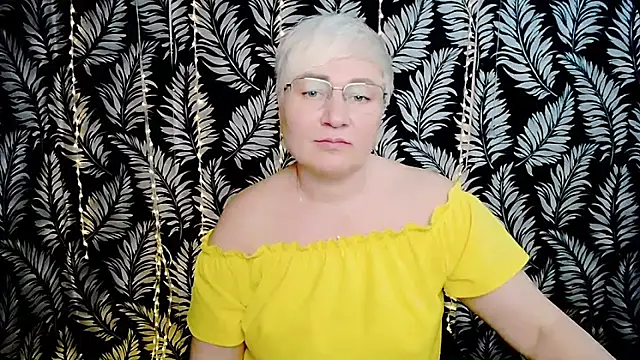 Snapshot of Olivia_playful chatting on May 11, 2026, 4:04 pm Olivia playful online show from May 11, 2026, 4:04 pm