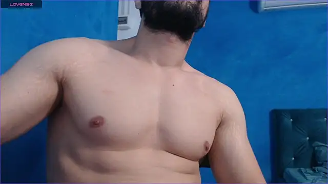 Snapshot of alex_blu chatting on October 5, 2025, 2:08 pm alex blu online show from October 5, 2025, 2:08 pm