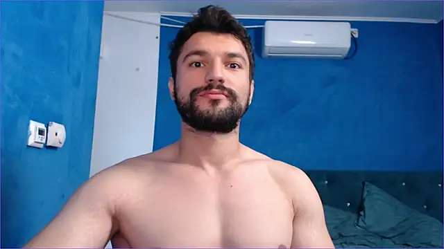 Snapshot of alex_blu chatting on October 2, 2025, 12:52 pm alex blu online show from October 2, 2025, 12:52 pm