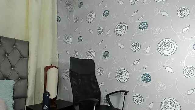 luna evaa online show from March 10, 2025, 2:16 pm