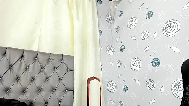 luna evaa online show from March 8, 2025, 5:33 pm