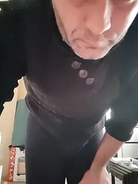 Snapshot of muscularsexy chatting on January 19, 2026, 11:14 am muscularsexy online show from January 19, 2026, 11:14 am