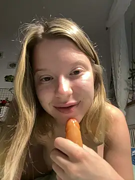 kimczii online show from July 2, 2026, 6:19 am