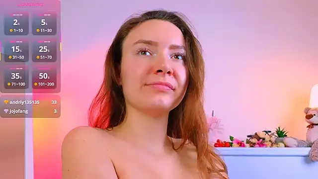 Snapshot of ___Emily___ chatting on March 17, 2025, 11:21 am    Emily    online show from March 17, 2025, 11:21 am