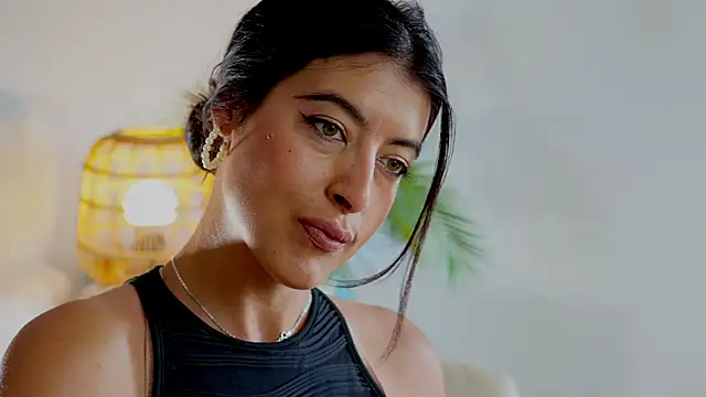 Snapshot of anabelcurvy chatting on October 15, 2025, 1:41 pm anabelcurvy online show from October 15, 2025, 1:41 pm