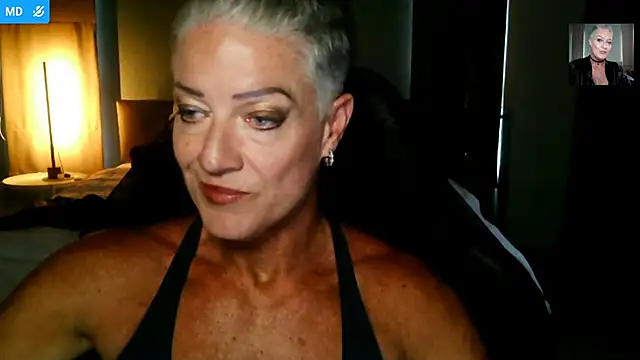 Snapshot of Devon2020 chatting on March 18, 2026, 11:35 am Devon2020 online show from March 18, 2026, 11:35 am