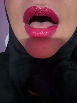 Snapshot of Jameela chatting on March 26, 2026, 11:02 pm Jameela online show from March 26, 2026, 11:02 pm