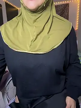 Snapshot of Jameela chatting on March 6, 2026, 11:22 pm Jameela online show from March 6, 2026, 11:22 pm