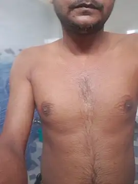 Snapshot of Itsdesi_boy chatting on April 12, 2026, 1:42 am Itsdesi boy online show from April 12, 2026, 1:42 am