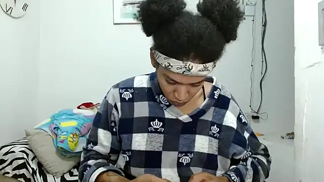 angelamarie1 online show from February 9, 2026, 12:03 pm