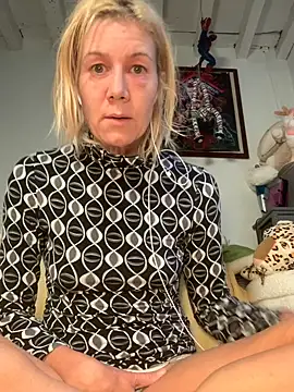 Lola Belgium online show from October 1, 2025, 6:40 am