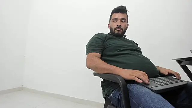 isearchcompany online show from October 2, 2025, 3:10 am