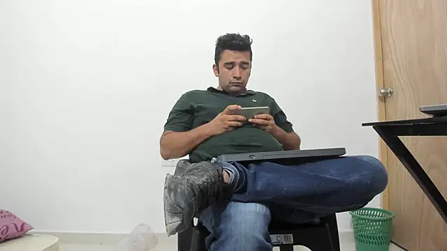 isearchcompany online show from November 29, 2025, 1:17 am