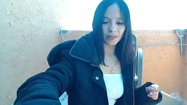 Snapshot of MINI_Petite chatting on January 7, 2026, 6:57 pm MINI Petite online show from January 7, 2026, 6:57 pm