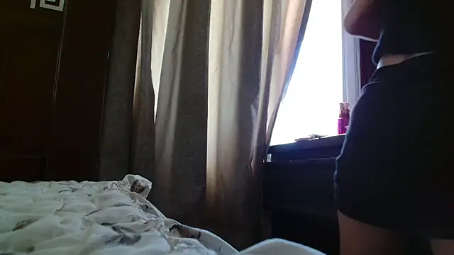 MINI Petite online show from May 14, 2026, 6:38 pm