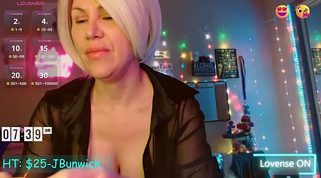 EmmaIsHere online show from March 15, 2025, 1:40 pm