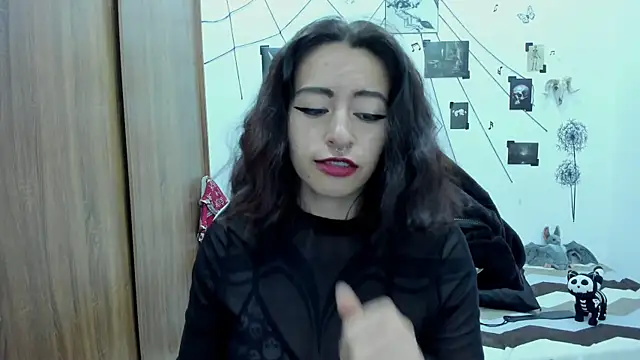 Snapshot of yunkodolly666 chatting on March 22, 2025, 4:58 pm yunkodolly666 online show from March 22, 2025, 4:58 pm