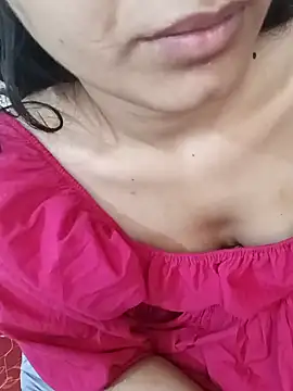 Snapshot of CuteSarikaLIVE chatting on March 22, 2025, 4:24 am CuteSarikaLIVE online show from March 22, 2025, 4:24 am