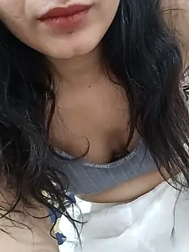 Snapshot of CuteSarikaLIVE chatting on February 26, 2025, 4:41 am CuteSarikaLIVE online show from February 26, 2025, 4:41 am