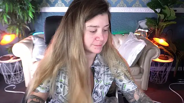 AmellyMilly online show from February 24, 2026, 7:48 pm