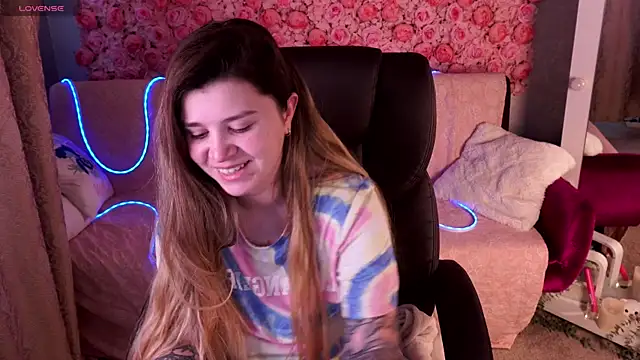 AmellyMilly online show from April 11, 2026, 1:04 pm