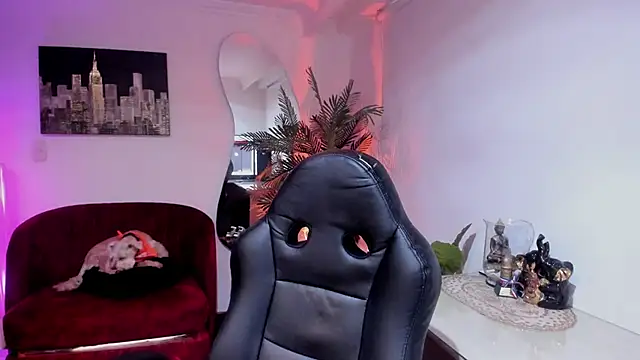 Meghan320 online show from March 4, 2026, 11:40 am