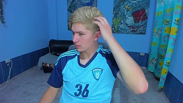 patrik 027 online show from October 1, 2025, 7:18 pm