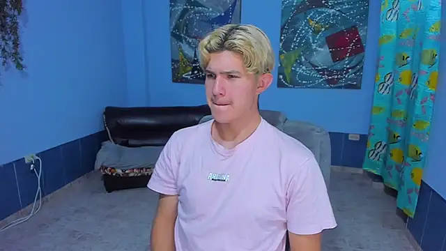 patrik 027 online show from November 10, 2025, 6:29 am