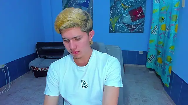 patrik 027 online show from September 19, 2025, 6:06 am