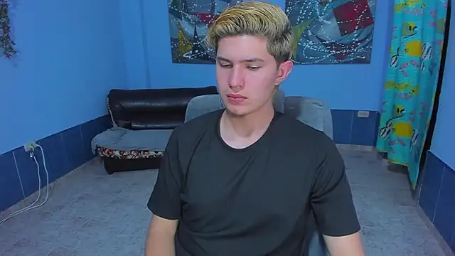 patrik 027 online show from September 19, 2025, 6:12 pm