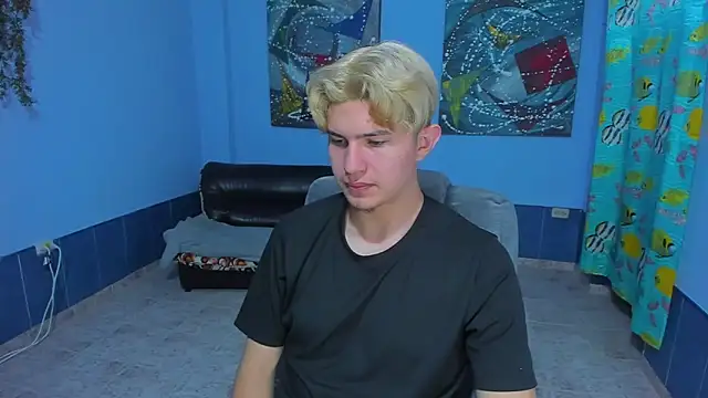 patrik 027 online show from October 3, 2025, 6:42 pm