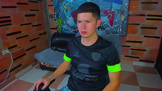 patrik 027 online show from March 17, 2025, 9:57 pm