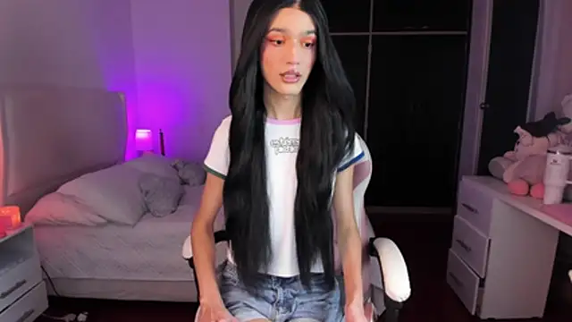 Ainhoads online show from June 30, 2026, 2:33 am