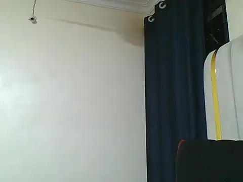 CuteJ online show from March 21, 2025, 2:18 am