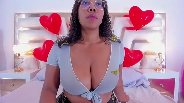 Snapshot of Aisharhodes00 chatting on February 15, 2025, 2:00 pm Aisharhodes00 online show from February 15, 2025, 2:00 pm