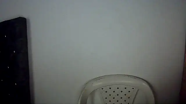 Snapshot of charrysexy1 chatting on November 15, 2025, 10:30 am charrysexy1 online show from November 15, 2025, 10:30 am