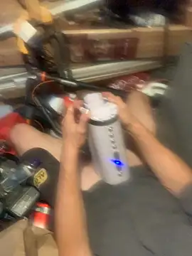 Snapshot of Likewise chatting on February 25, 2026, 6:19 pm Likewise online show from February 25, 2026, 6:19 pm