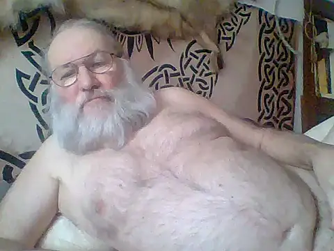 Snapshot of SexySantaC chatting on March 21, 2025, 7:22 am SexySantaC online show from March 21, 2025, 7:22 am