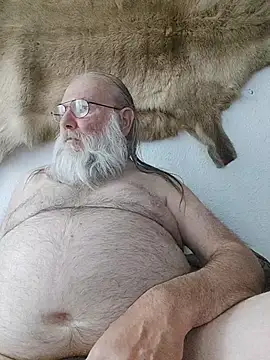 Snapshot of SexySantaC chatting on May 11, 2026, 4:26 pm SexySantaC online show from May 11, 2026, 4:26 pm