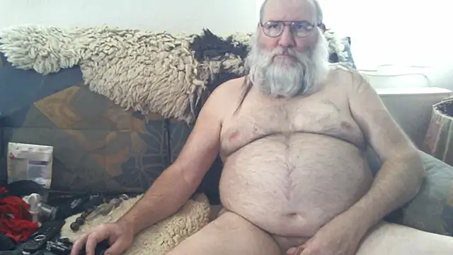 Snapshot of SexySantaC chatting on September 16, 2025, 2:51 pm SexySantaC online show from September 16, 2025, 2:51 pm
