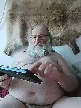 Snapshot of SexySantaC chatting on May 25, 2026, 5:18 am SexySantaC online show from May 25, 2026, 5:18 am