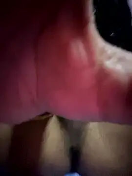 Sexyslimguyy online show from December 8, 2024, 1:03 pm