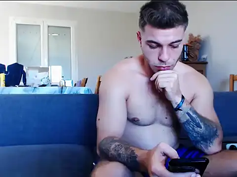 Elkafit28 online show from April 6, 2026, 9:43 am